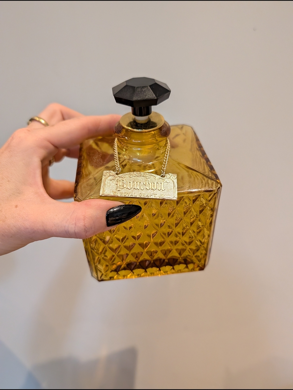 Vintage Amber Glass Whiskey Decanter Bottle Chest - Picture 5 of 9